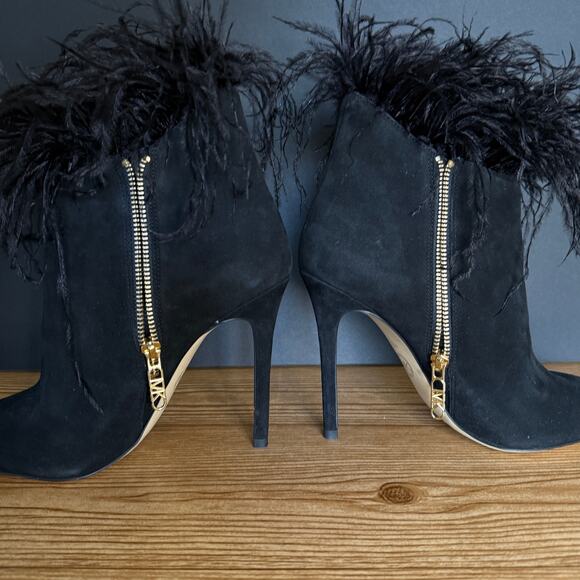 Michael Kors Black Suede Feather Trim Whitby Heeled Pointed Toe Booties Women 10 - Picture 4 of 11